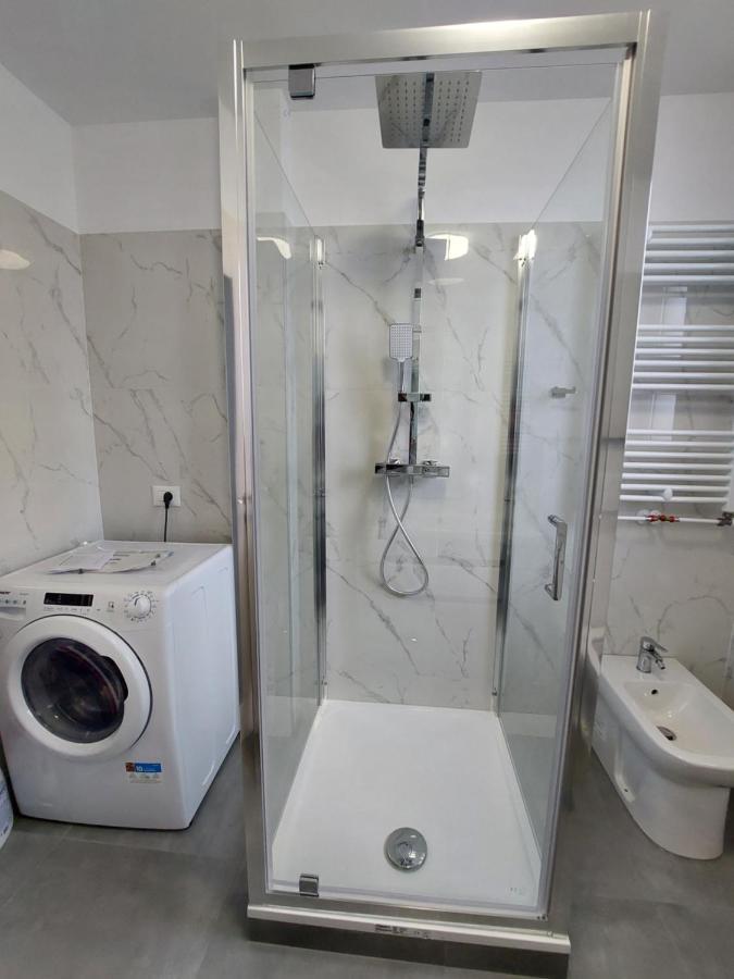 Trandafirului Residence Central Suceava Exteriör bild